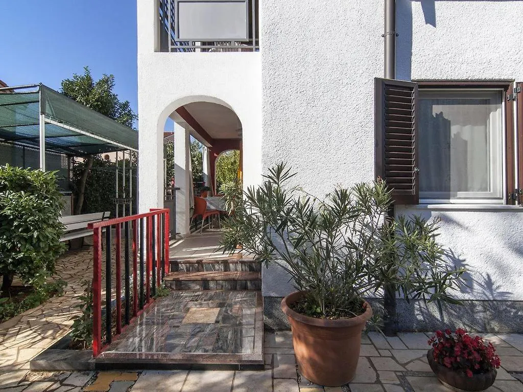 Apartments Ana 418 Fažana Kroatien