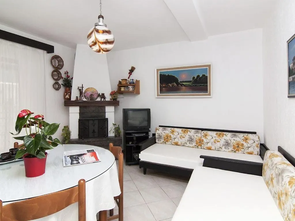 Apartments Ana 418 Fažana