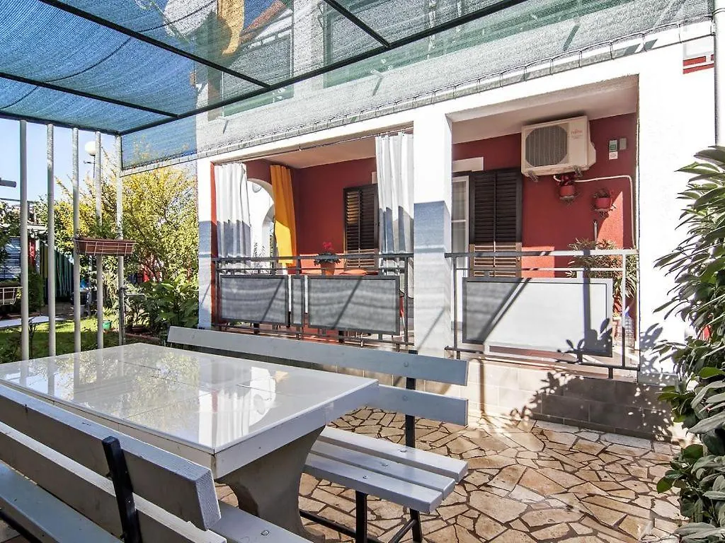 Apartments Ana 418 Fazana