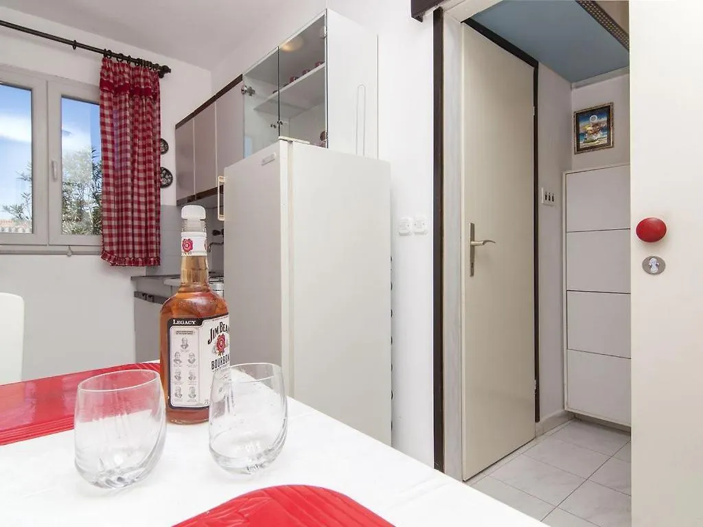 Apartments Ana 418 Fazana
